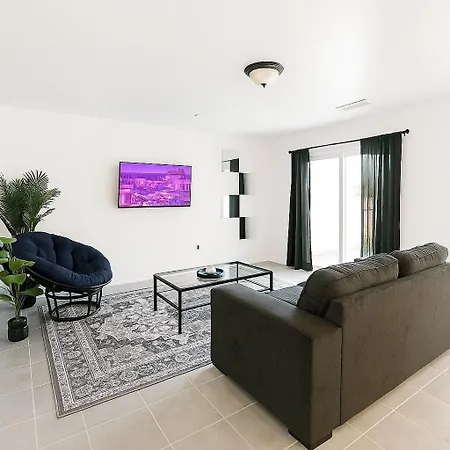 Appartamento Brand-New 2Br Fast Wifi Near Attractions
